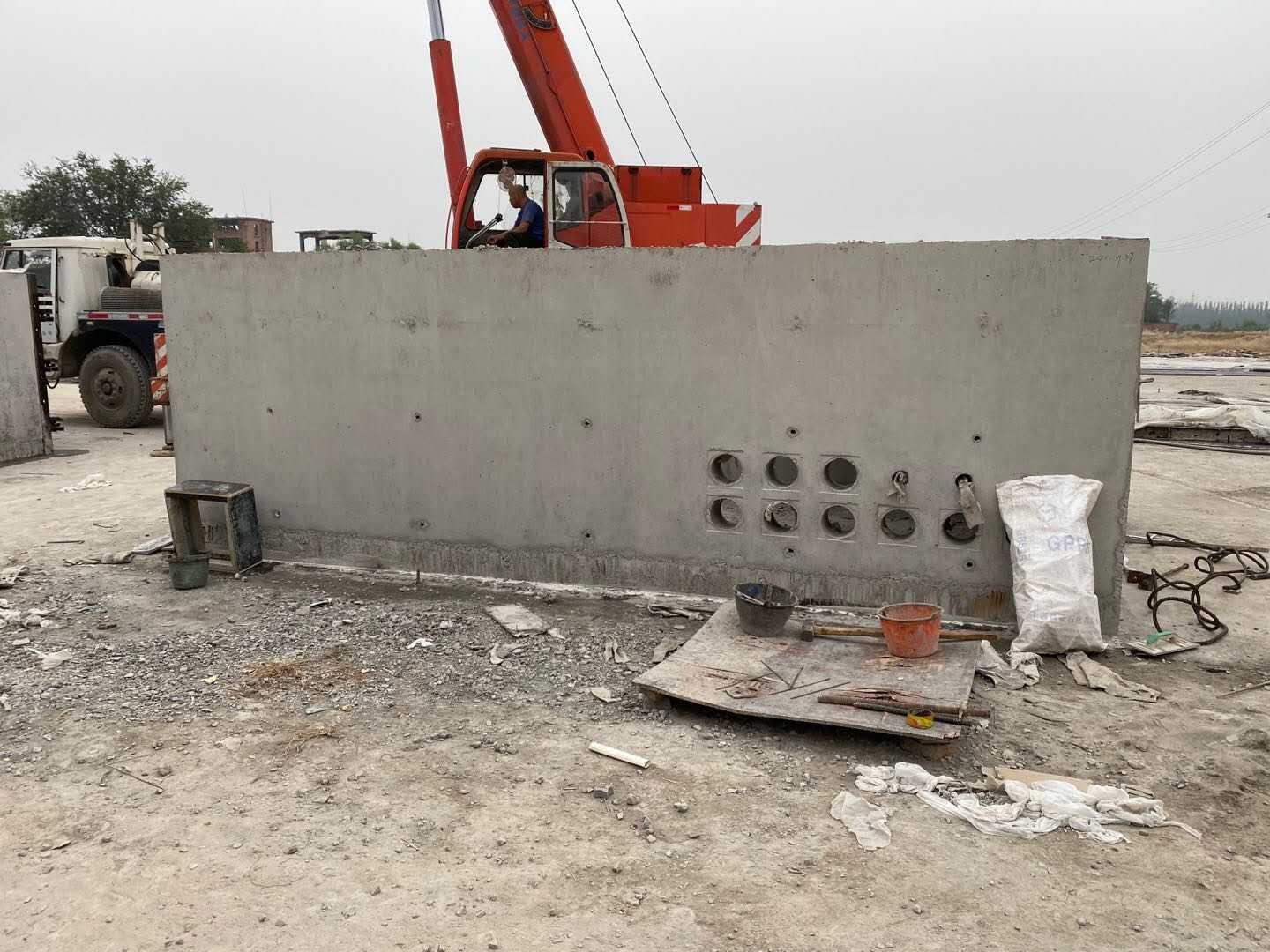 箱變基礎(chǔ)模具預(yù)制施工