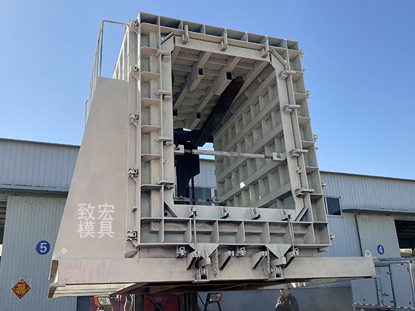 單倉(cāng)臥式管廊模具