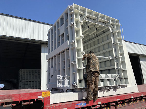 預(yù)制綜合管廊模具