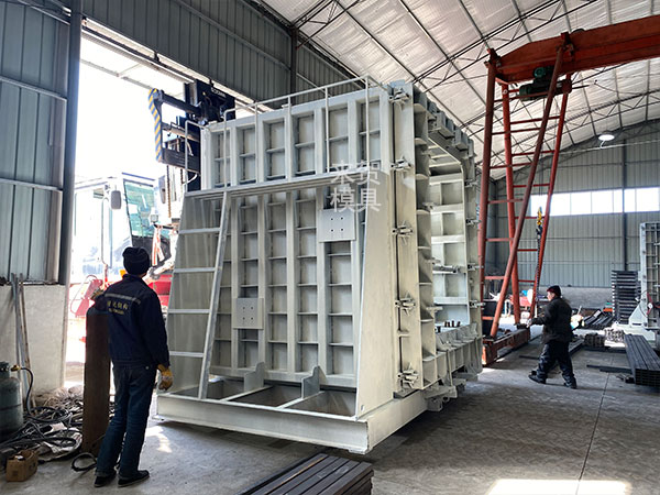 單倉臥式箱涵模具
