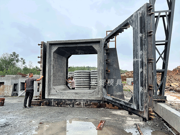 綜合管廊模具
