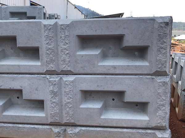 生態(tài)砌塊擋墻